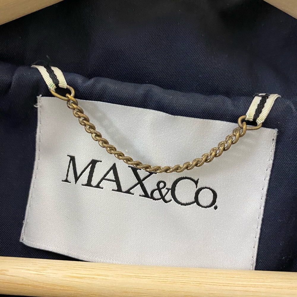 Jacket - Picture 3 of 4